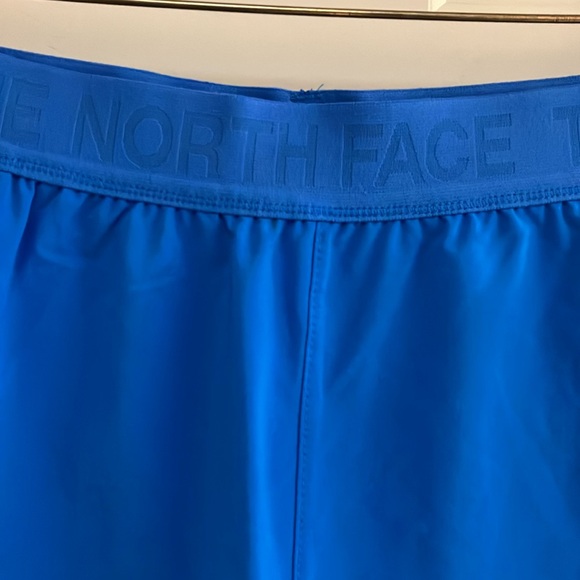 The North Face Athletic/Athleisure Shorts, NWT! - Picture 2 of 13